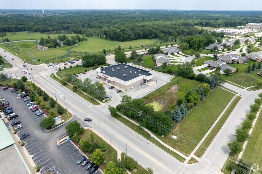 More Photos Of 450 S Schoolhouse Rd, New Lenox Drugstore For Sale