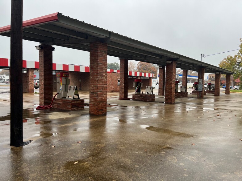 More Photos Of 508 S Palestine St, Athens Carwash For Sale