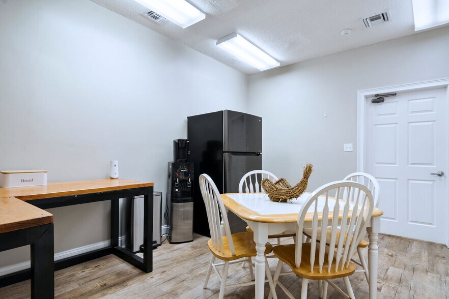 More Photos Of 1501 US Highway 19 S, Leesburg Medical For Sale
