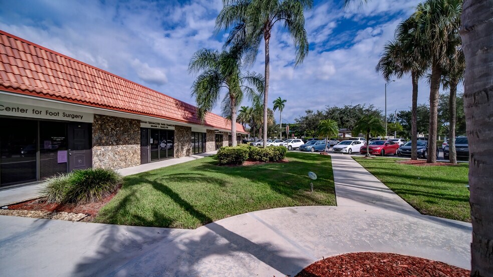 More Photos Of 201 N University Dr, Plantation Medical For Lease