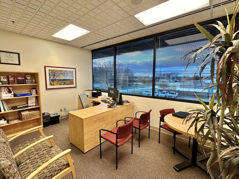 More Photos Of 222 Indianapolis Blvd., Schererville Office For Lease