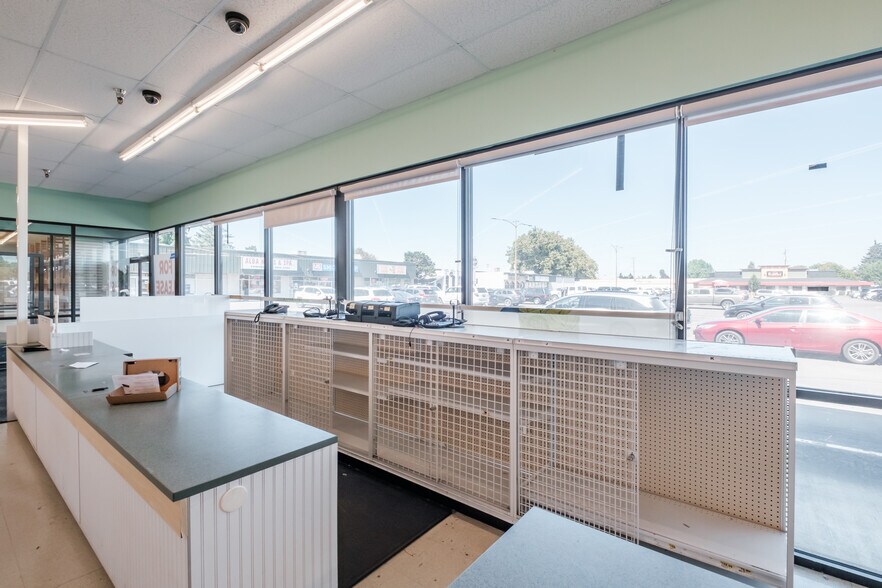 More Photos Of 2248 Santiam Hwy SE, Albany Freestanding For Lease