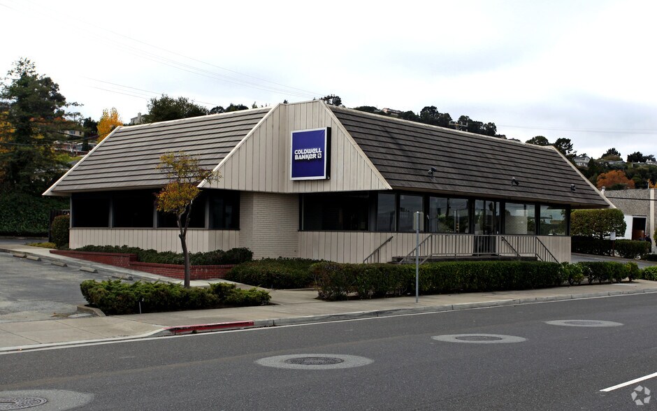 Primary Photo Of 300 El Camino Real, San Carlos Office For Lease