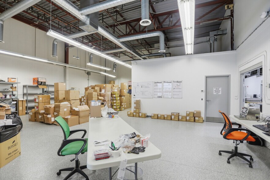 More Photos Of , Littleton Flex For Sale