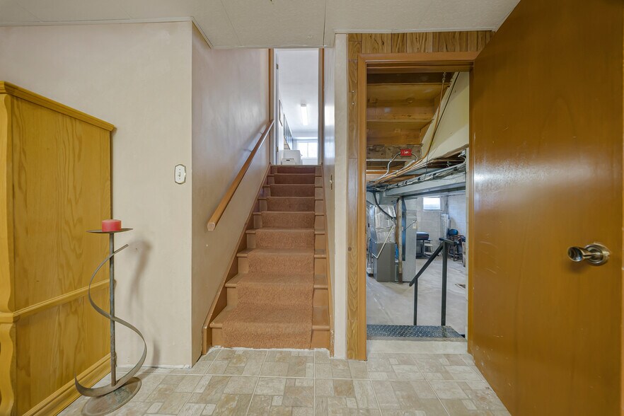 More Photos Of 4871 Wellington Road 29, Guelph Warehouse For Sale