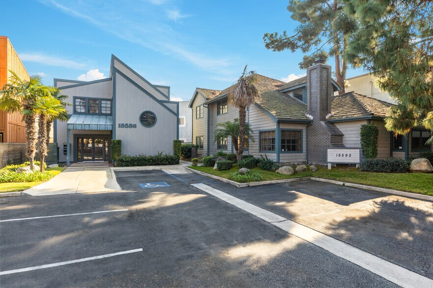 Primary Photo Of 18592 Main St, Huntington Beach Office For Lease