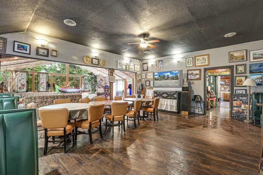 More Photos Of 44618 State Route 20, Concrete Hotel For Sale