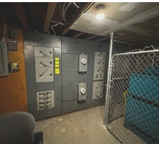 More Photos Of 21540 W 11 Mile Rd, Southfield Medical For Lease