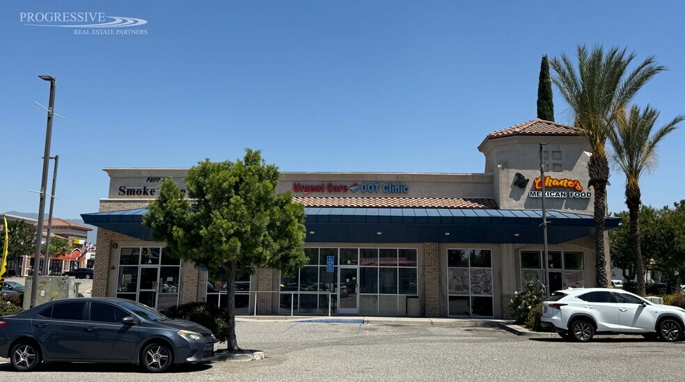 More Photos Of 10660 Sierra Ave, Fontana Storefront For Lease