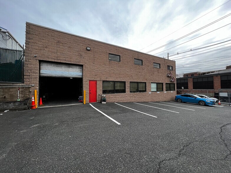 Primary Photo Of 54 Schuyler St, Belleville Warehouse For Sale