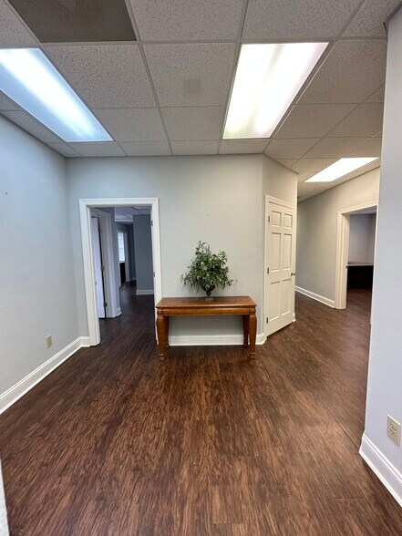 More Photos Of 1818 E Main St, Easley Unknown For Lease