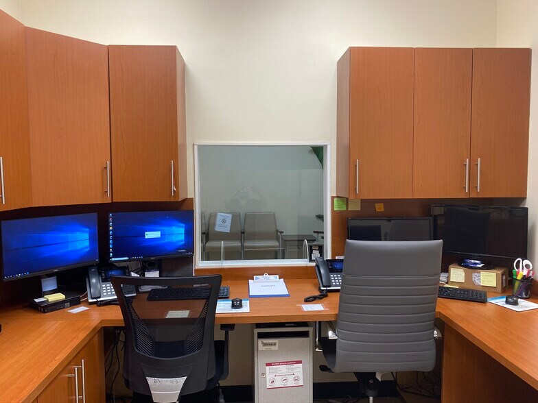 More Photos Of 925 NE 30th Ter, Homestead Medical For Lease