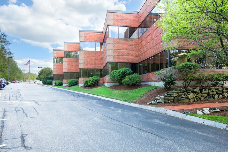 More Photos Of 33 Locke Dr, Marlborough Office For Lease