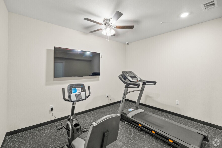 More Photos Of 7149 Trail Lake Dr, Fort Worth Apartments For Sale