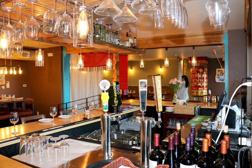 More Photos Of 4459-4483 Broadway St, Boulder General Retail For Lease