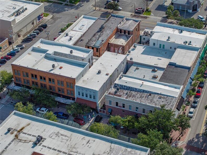 More Photos Of 135 S Central Ave, Bartow Storefront Retail Residential For Sale