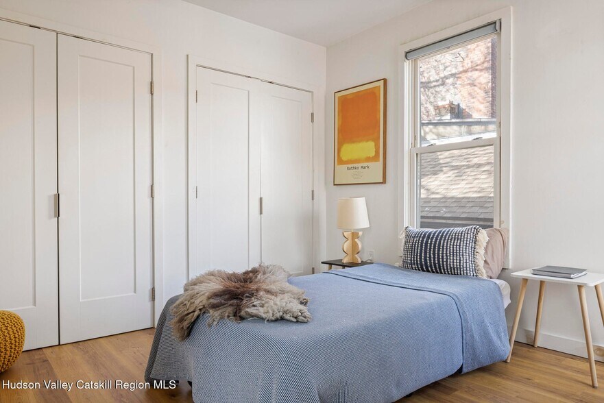 More Photos Of 346 Broadway, Kingston Storefront Retail Residential For Sale