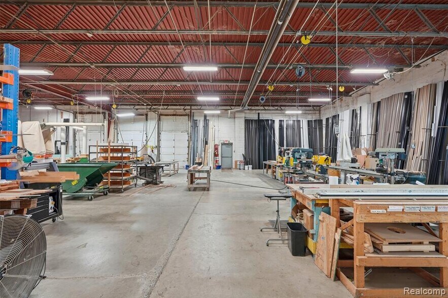 More Photos Of 415 N Lafayette St, South Lyon Warehouse For Sale