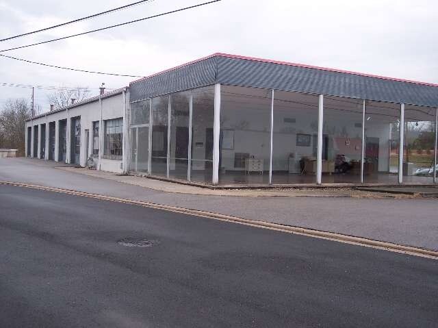 More Photos Of 708 W Spring St, Cookeville Auto Dealership For Lease