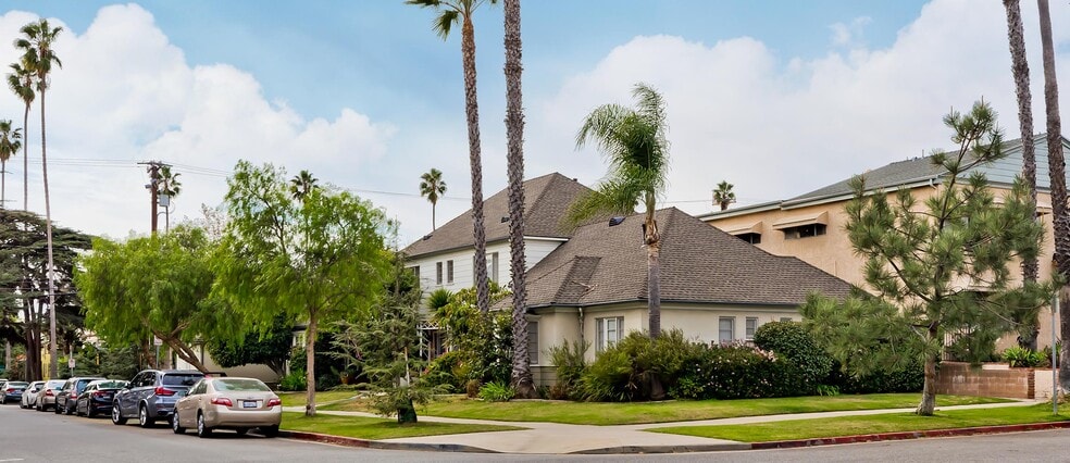 More Photos Of 825-831 Idaho Ave, Santa Monica Apartments For Sale