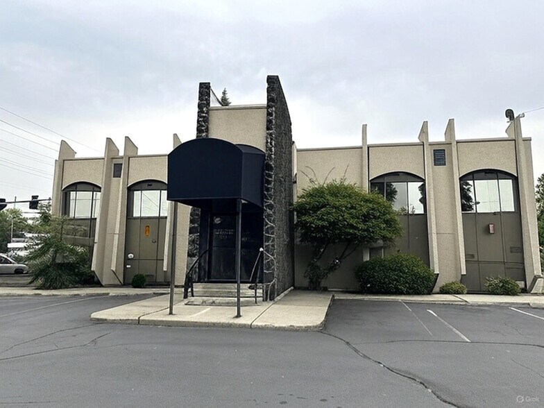Primary Photo Of 707 W Francis Ave, Spokane Medical For Lease