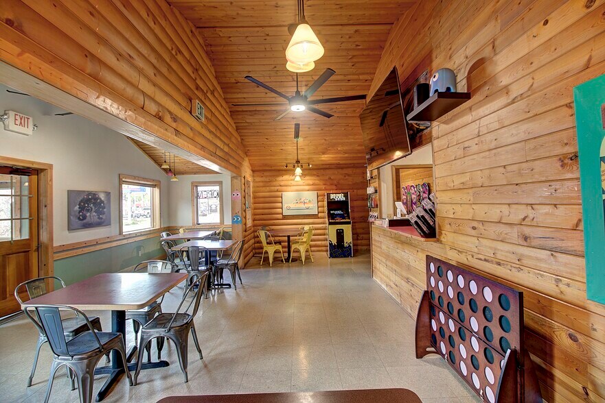 More Photos Of 700 9th St W, Columbia Falls Restaurant For Sale