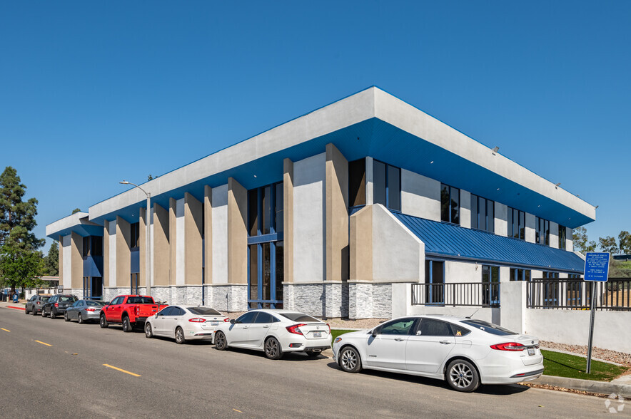More Photos Of 171 S Anita Dr, Orange Medical For Lease