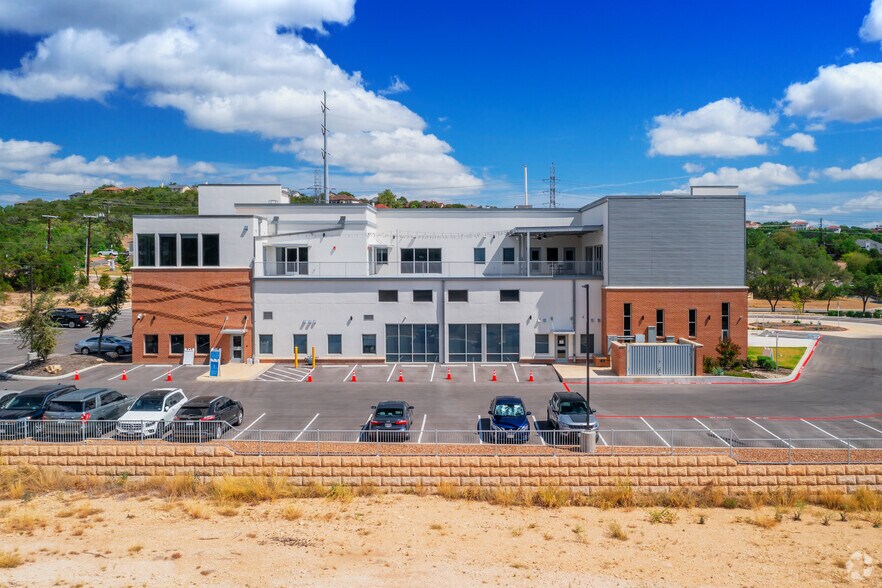 More Photos Of 6918 Camp Bullis Rd, San Antonio Medical For Sale