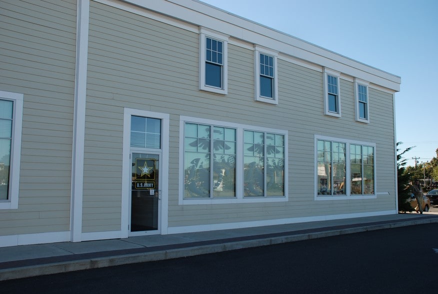 More Photos Of 540 Main St, Hyannis General Retail For Sale