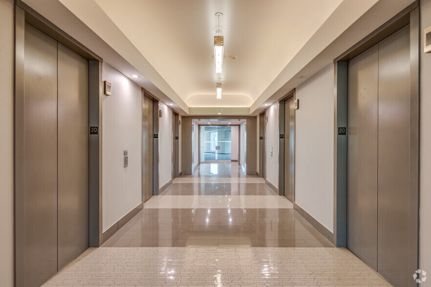 Photo of 20th Floor Ste 2010