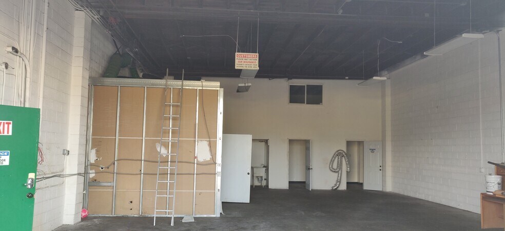 More Photos Of 435 23rd Ave, Oakland Warehouse For Lease
