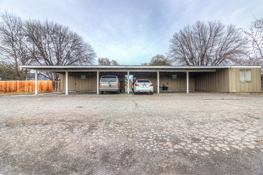 More Photos Of 1305 W King St, Yakima Apartments For Sale