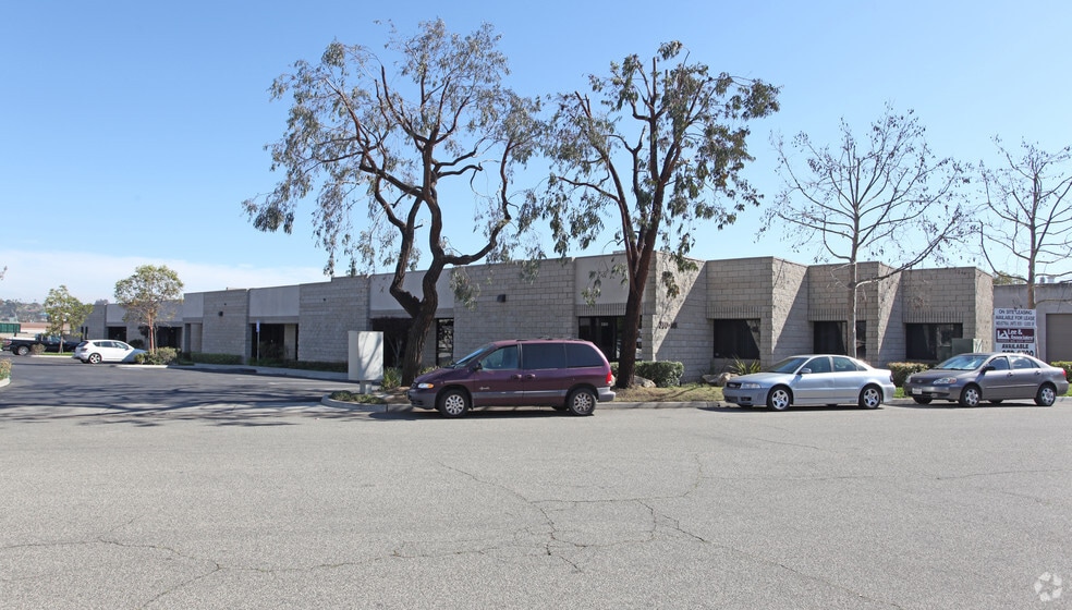 More Photos Of 340-358 State Pl, Escondido Unknown For Lease