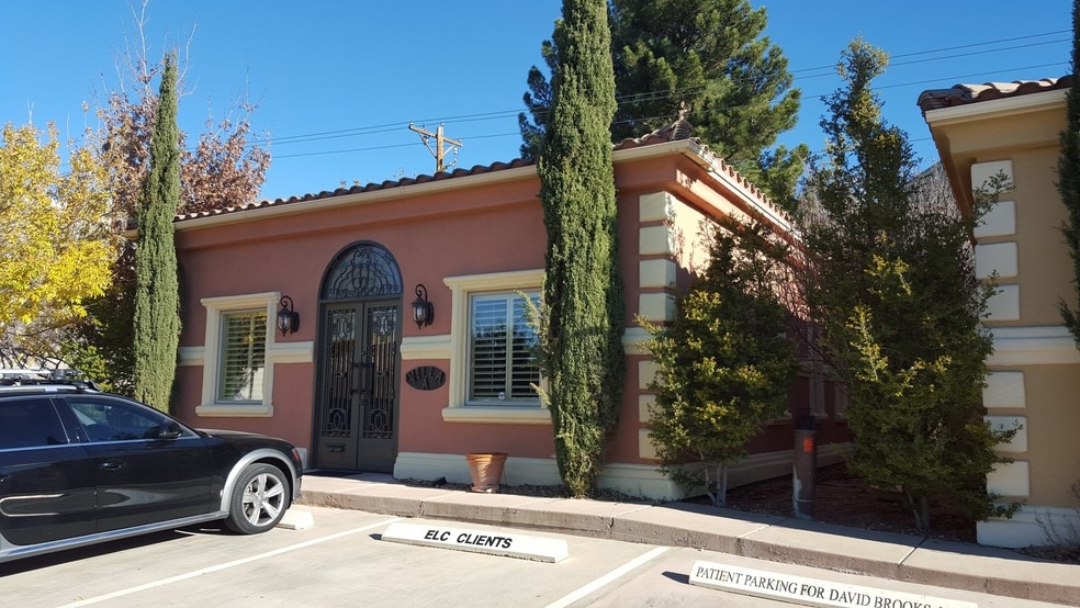 More Photos Of 154 N Festival Dr, El Paso Office For Sale