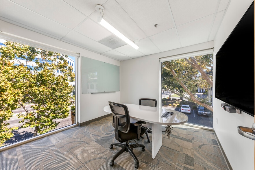 More Photos Of 4940 El Camino Real, Los Altos Office For Lease