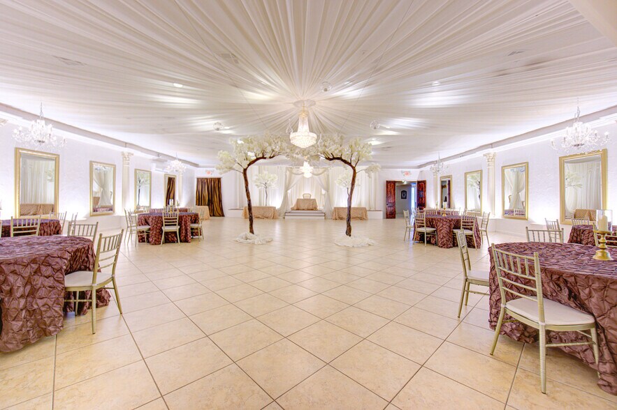 More Photos Of 3600 Michaux St, Houston Lodge Meeting Hall For Sale