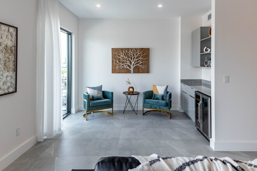 More Photos Of 2100 Miami Rd, Fort Lauderdale Apartments For Sale