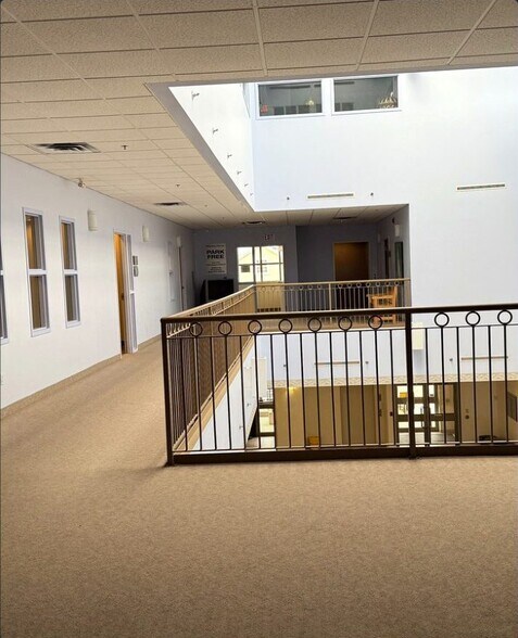 More Photos Of 316 E King St, Cobourg Office For Lease