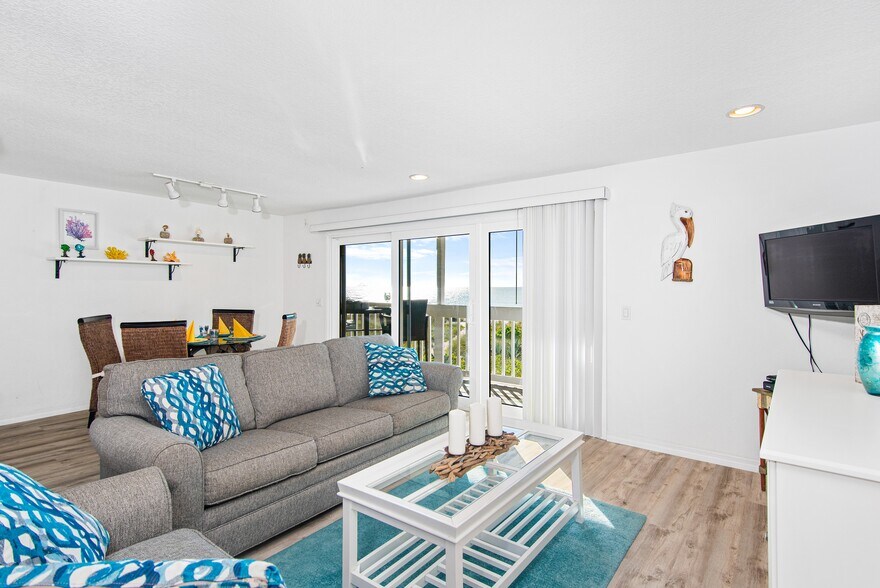More Photos Of 217 Casey Key Rd, Nokomis Specialty For Sale