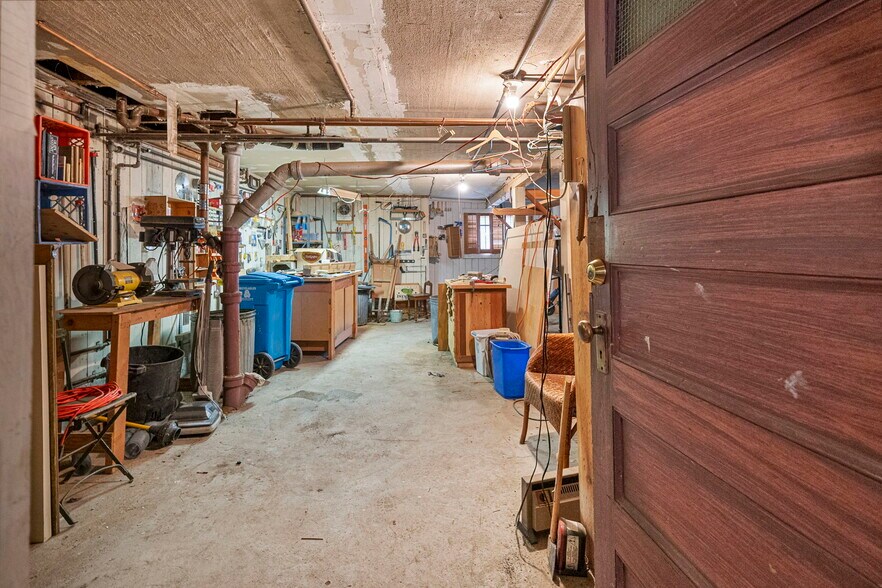 More Photos Of 2 Hugo St, San Francisco Multifamily For Sale