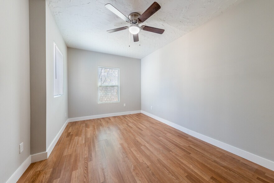 More Photos Of 2511 San Gabriel St, Austin Multifamily For Sale