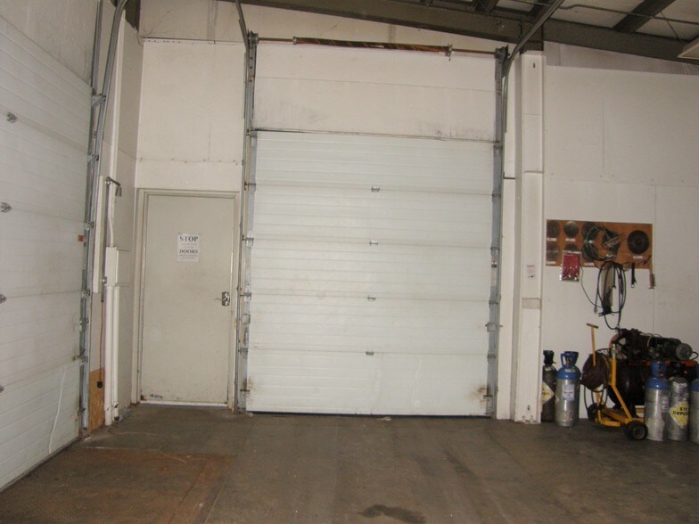 More Photos Of 2112 Industrial Dr, Niles Manufacturing For Sale