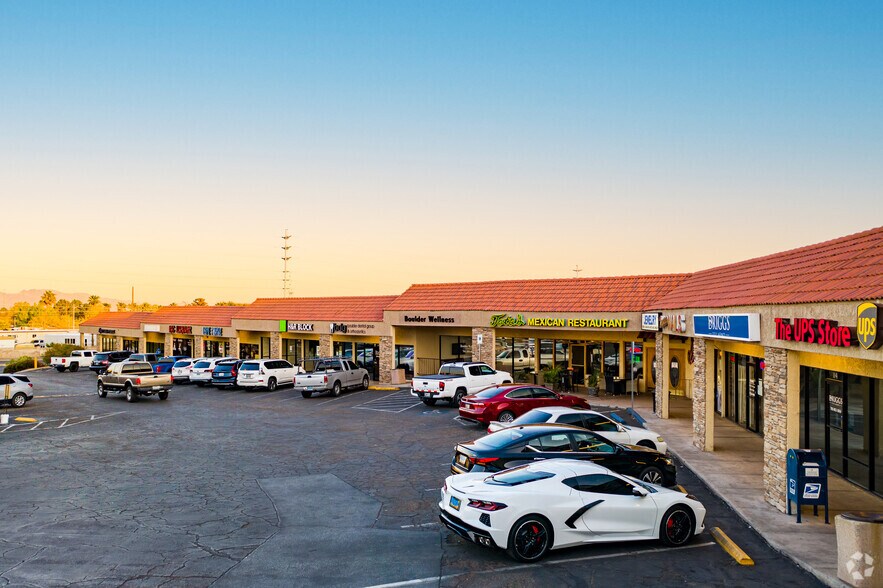 More Photos Of 802 Buchanan Blvd, Boulder City Freestanding For Lease