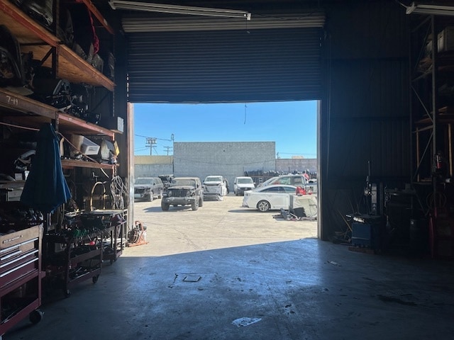 More Photos Of 8751 Bradley Ave, Sun Valley Warehouse For Lease