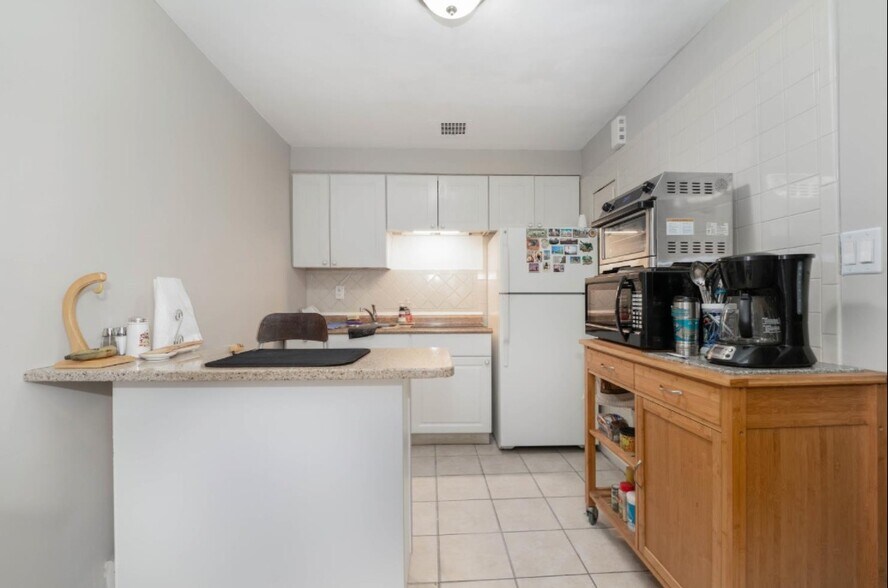 More Photos Of 7962 68th Ave, Middle Village Apartments For Sale