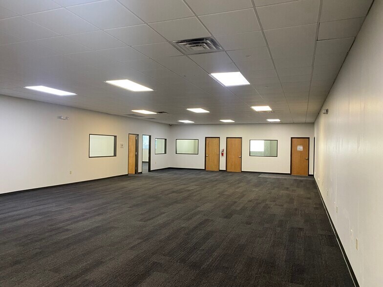 More Photos Of 4122 Campbell Rd, Houston Flex For Sale