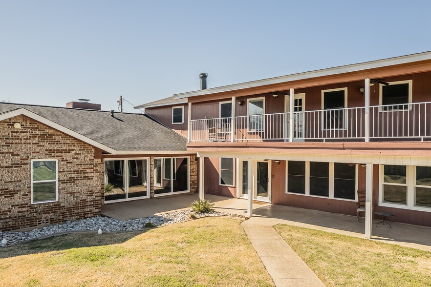 More Photos Of 120 Acuff Ln, Colleyville Medical For Sale