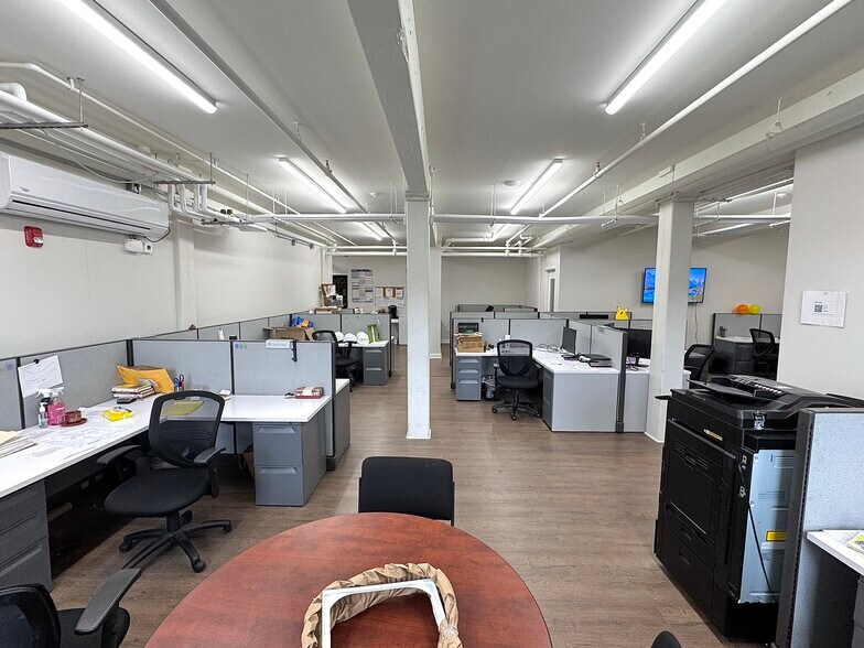 More Photos Of 701 River St, Troy Apartments For Lease