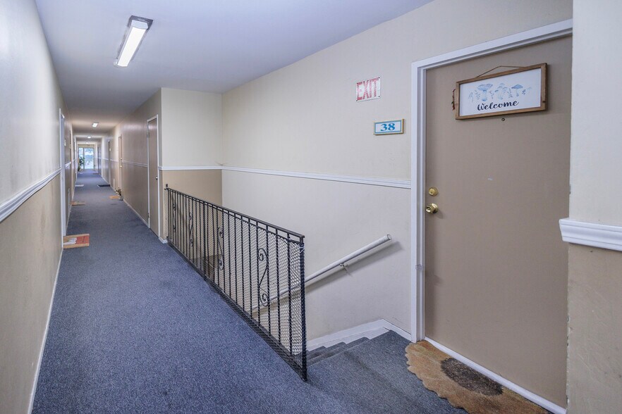 More Photos Of 106 N Bayshore Blvd, San Mateo Apartments For Sale