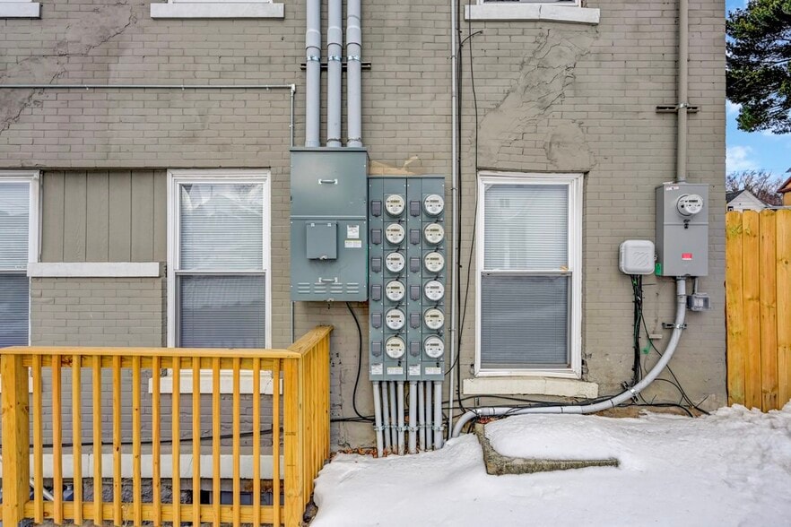 More Photos Of 1513-1515 Vine St, Scranton Apartments For Sale